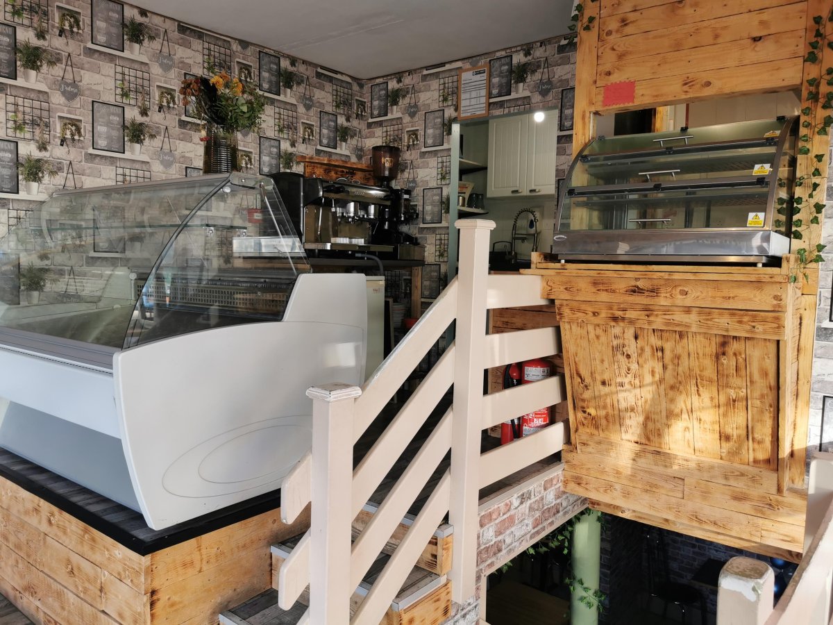 Retail/Shop in Great Yarmouth - photo 4