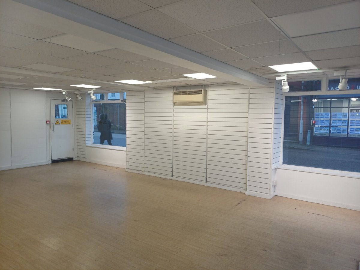 Retail/Shop in Exeter - photo 4