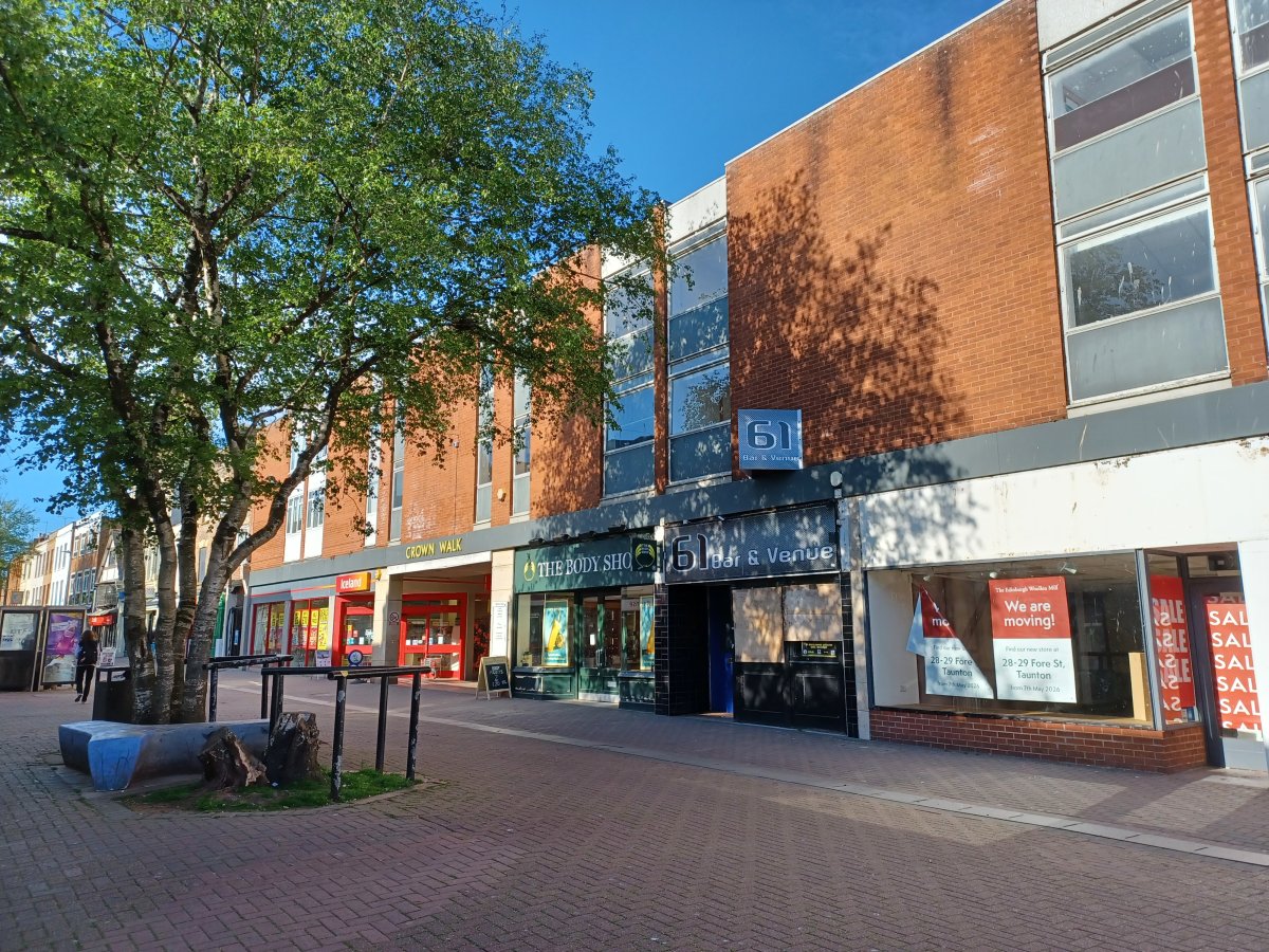 Retail/Shop in Taunton - photo 3