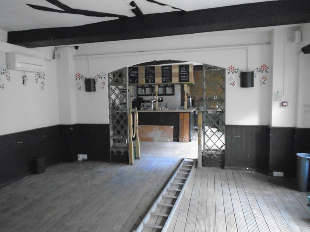 Retail/Shop in Trowbridge - photo 3