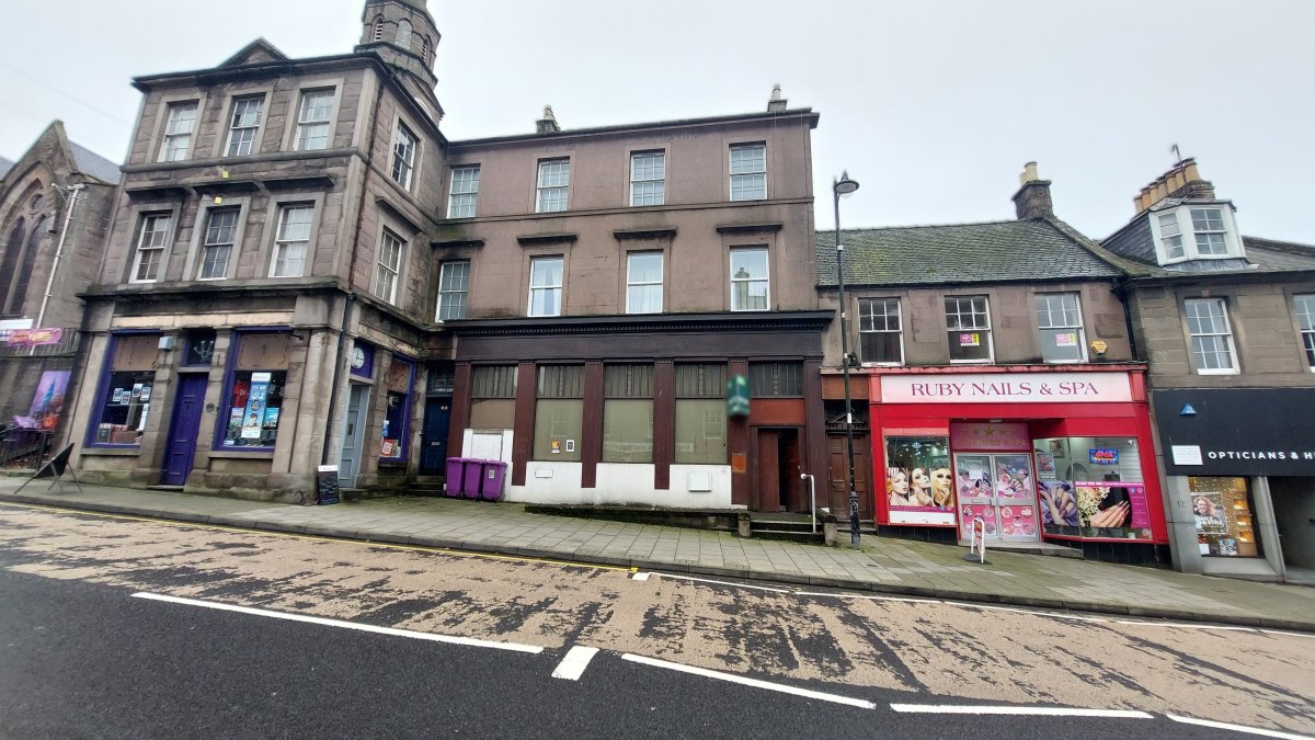 Retail in Forfar