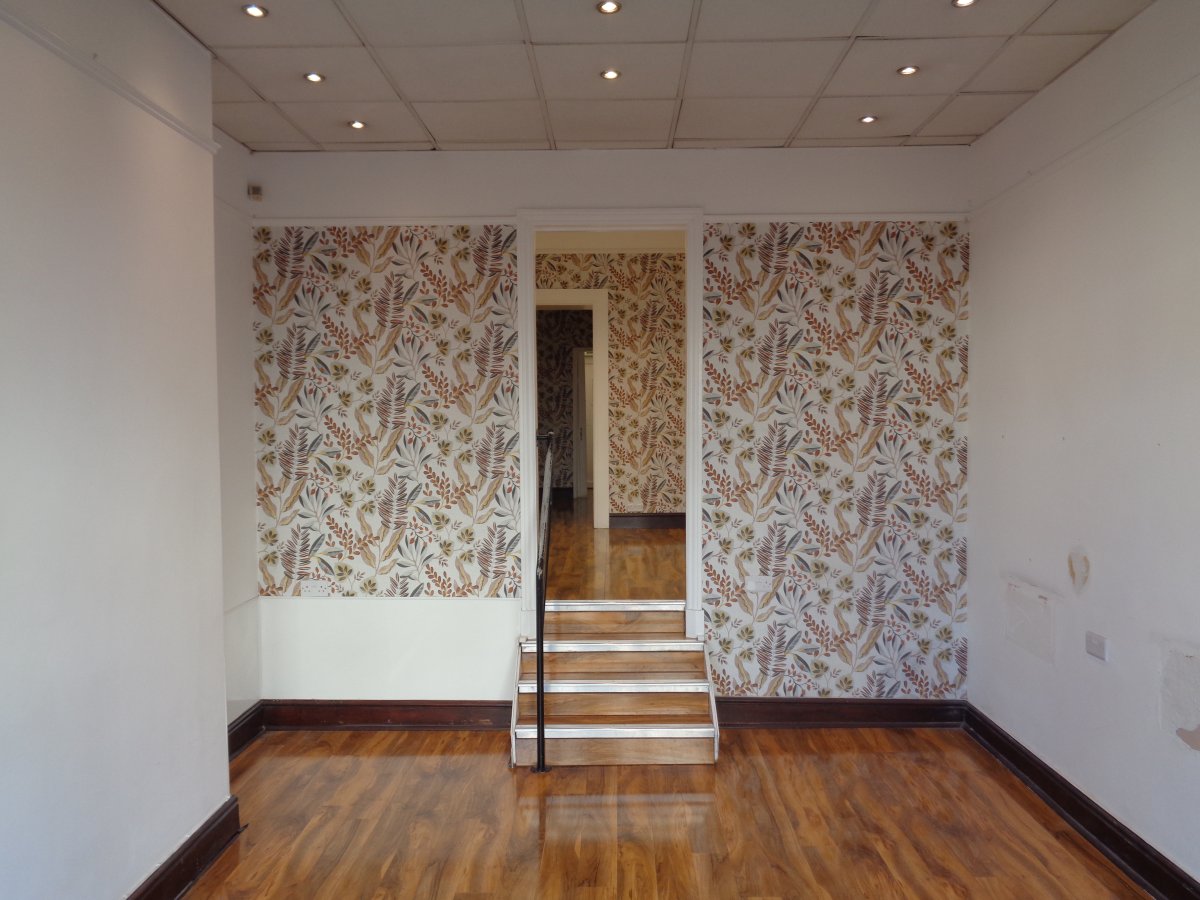 Retail/Shop in Heavitree - photo 2