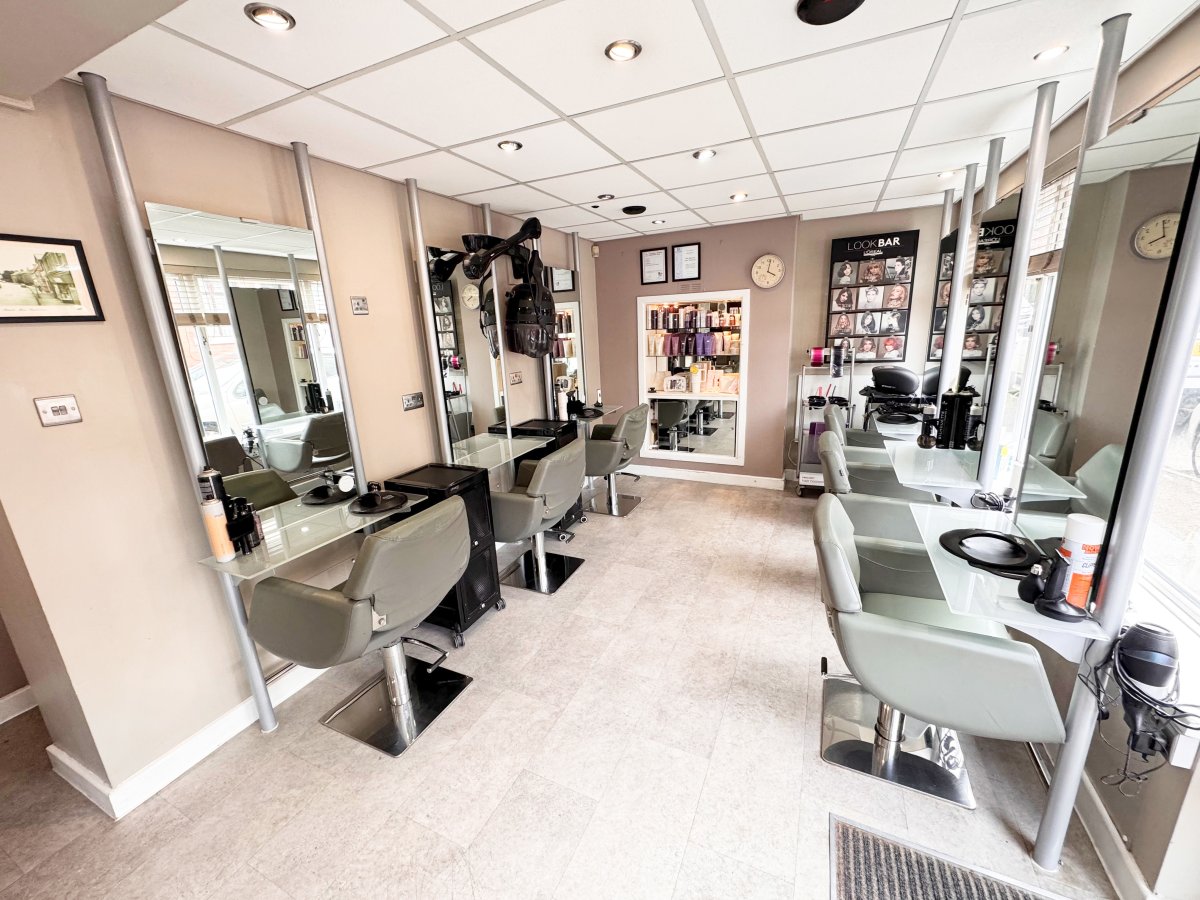 Retail/Shop in Coalville - photo 3