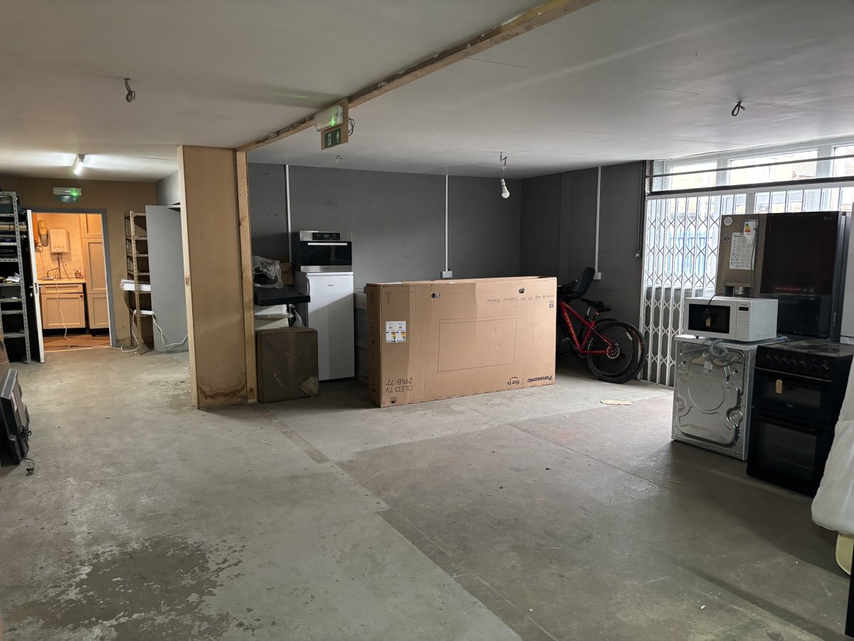 Retail/Shop in Market Rasen - photo 3