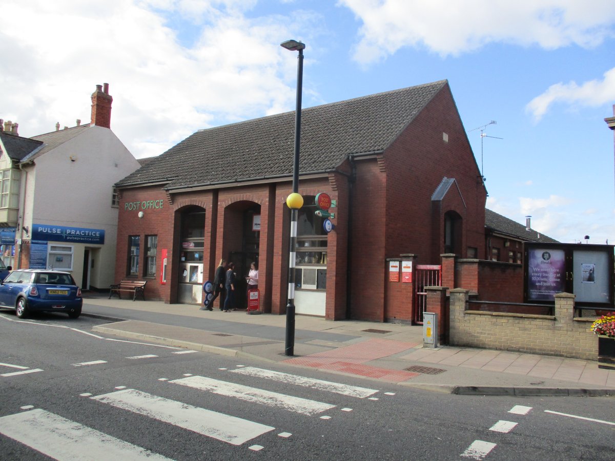 Retail in Bourne