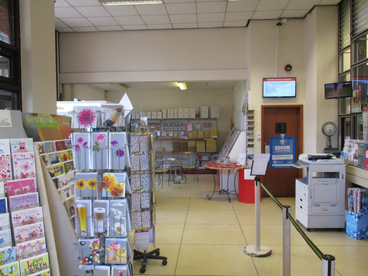 Retail/Shop in Bourne - photo 3