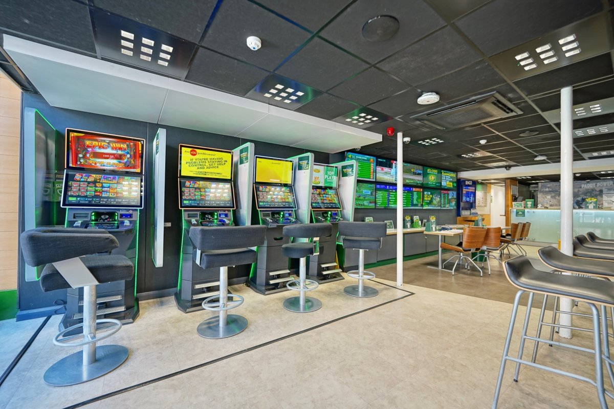 Retail/Shop in St Neots - photo 2