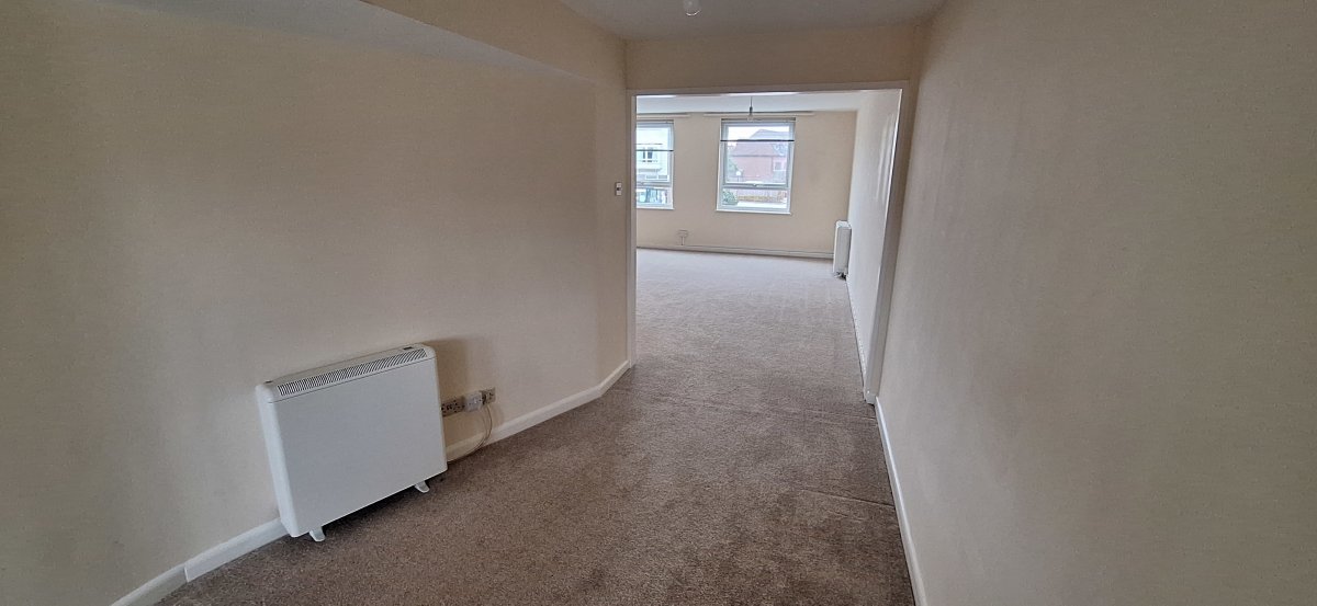 Retail/Shop in Billingshurst - photo 4
