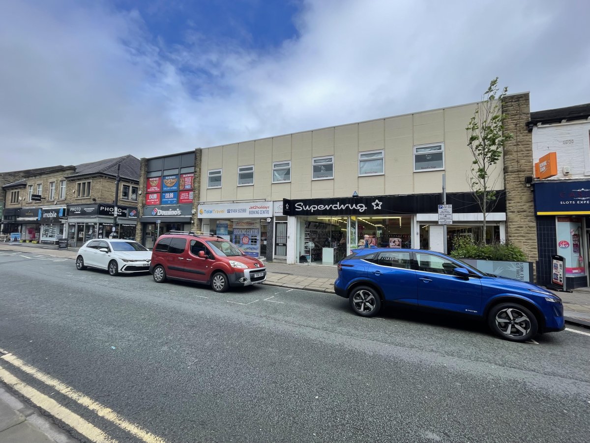 Retail/Shop in Brighouse - photo 3