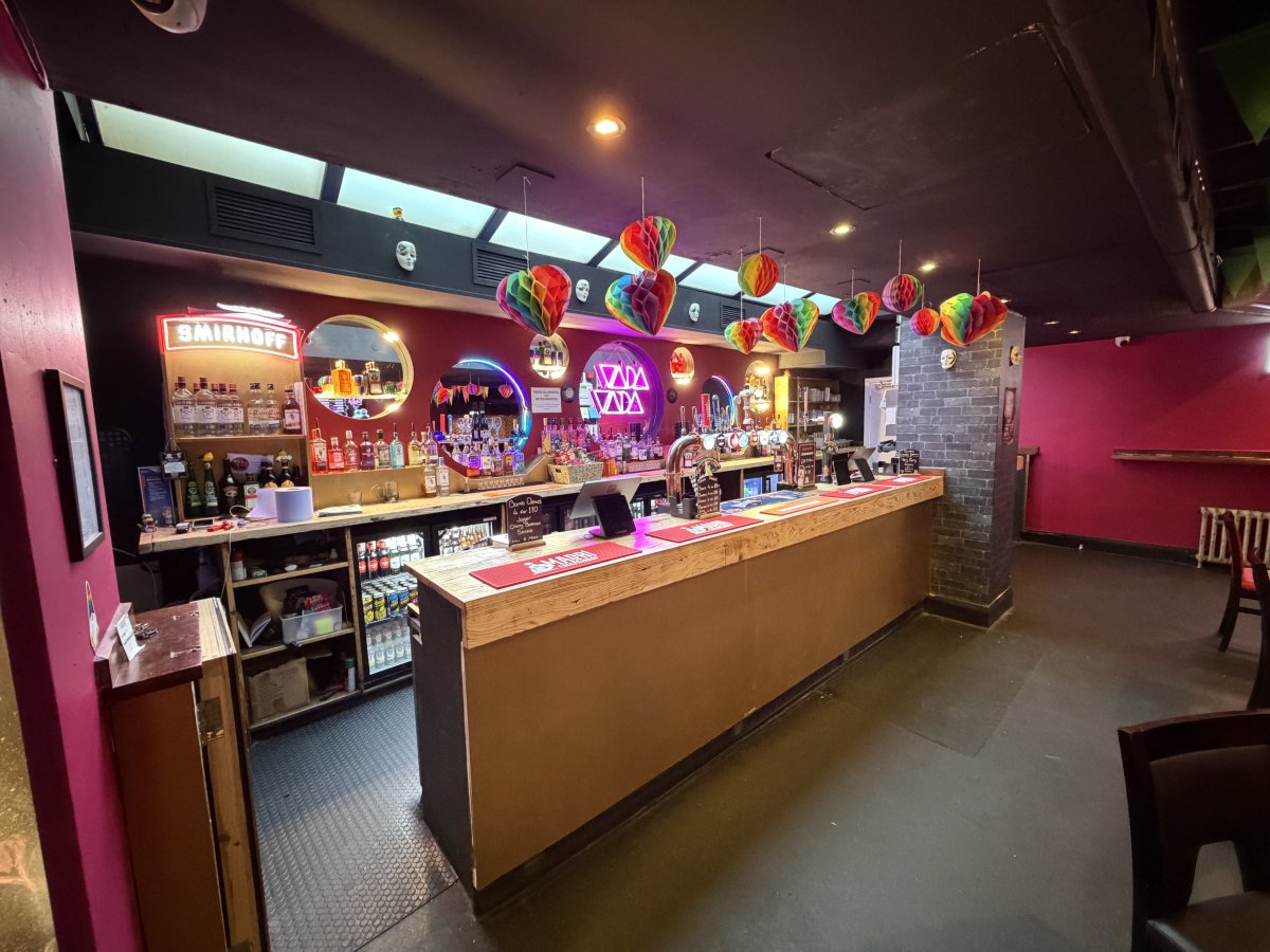 Retail/Shop in Manchester - photo 4