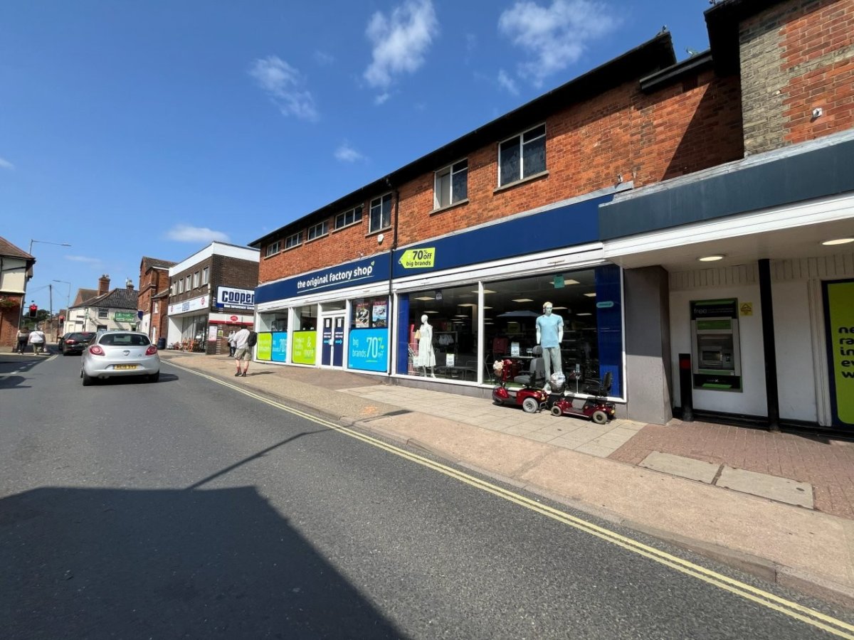 Retail/Shop in Leiston - photo 2
