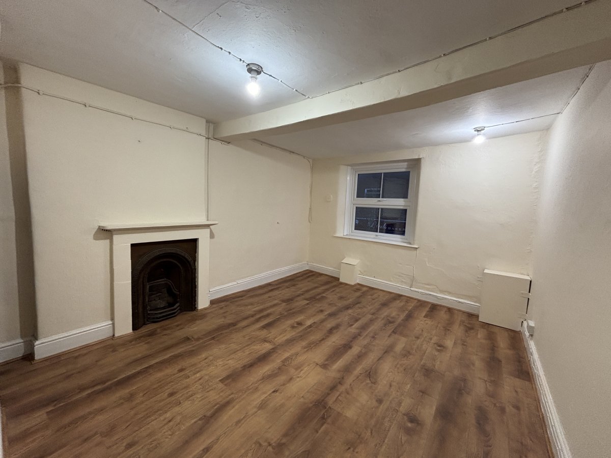 Retail/Shop in Belper - photo 3