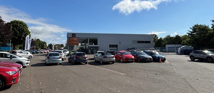 Retail/Shop in Burton On Trent - photo 3