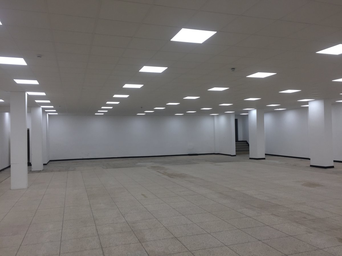 Retail/Shop in Southampton - photo 3