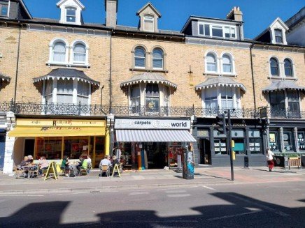 Retail/Shop in Hove - photo 3