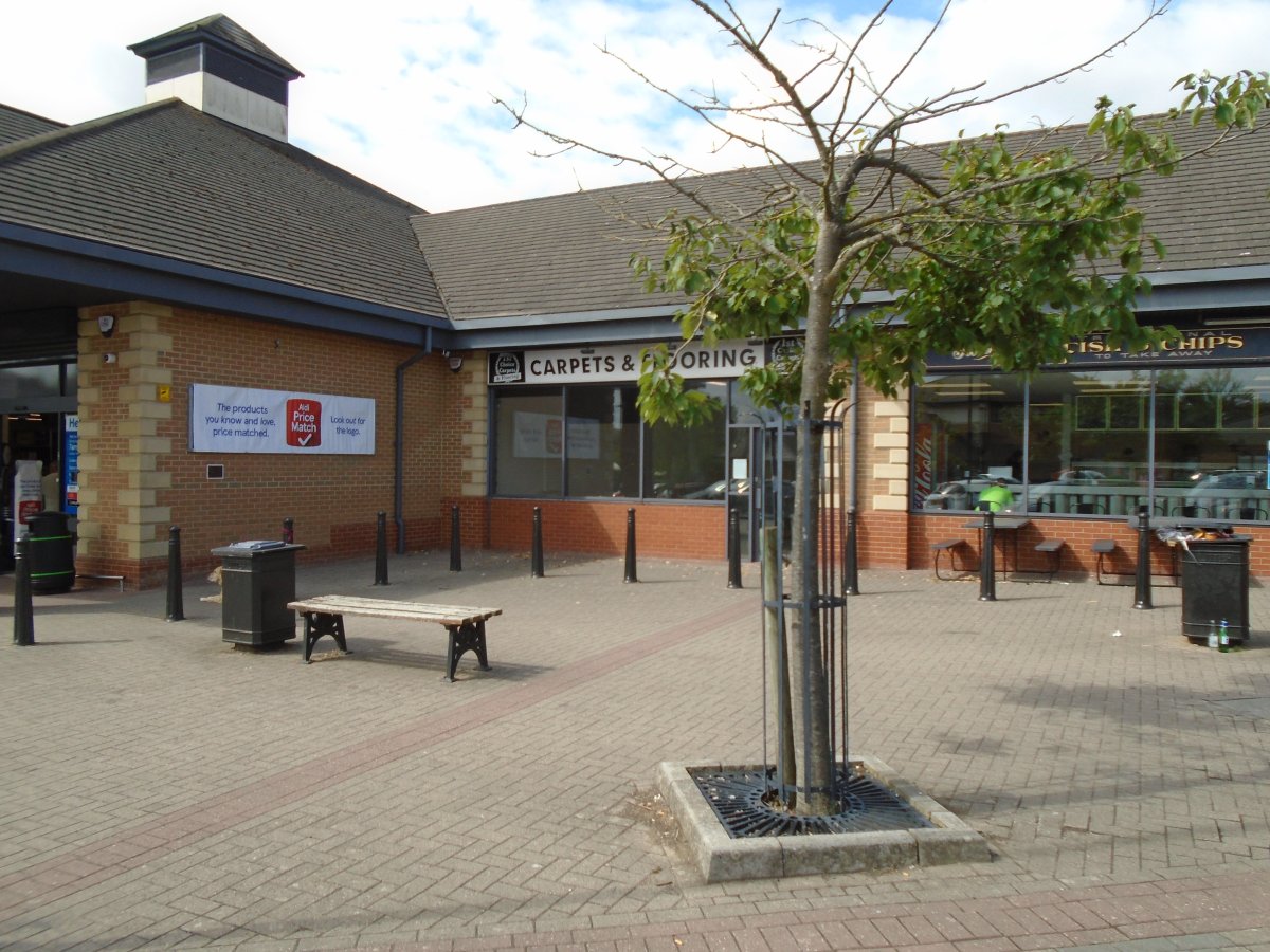 Retail in Paxcroft Mead District Centre