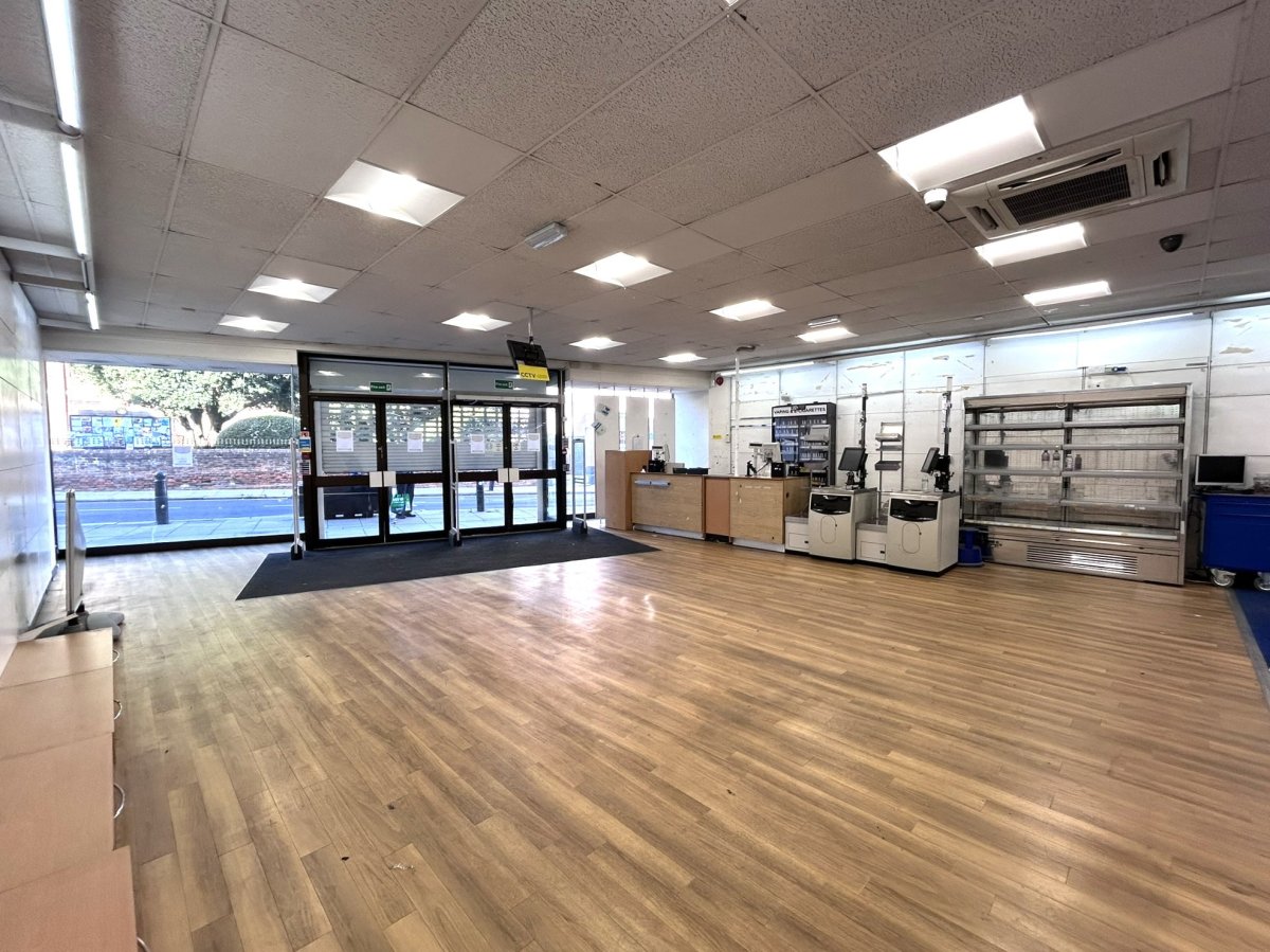 Retail/Shop in Maldon - photo 2