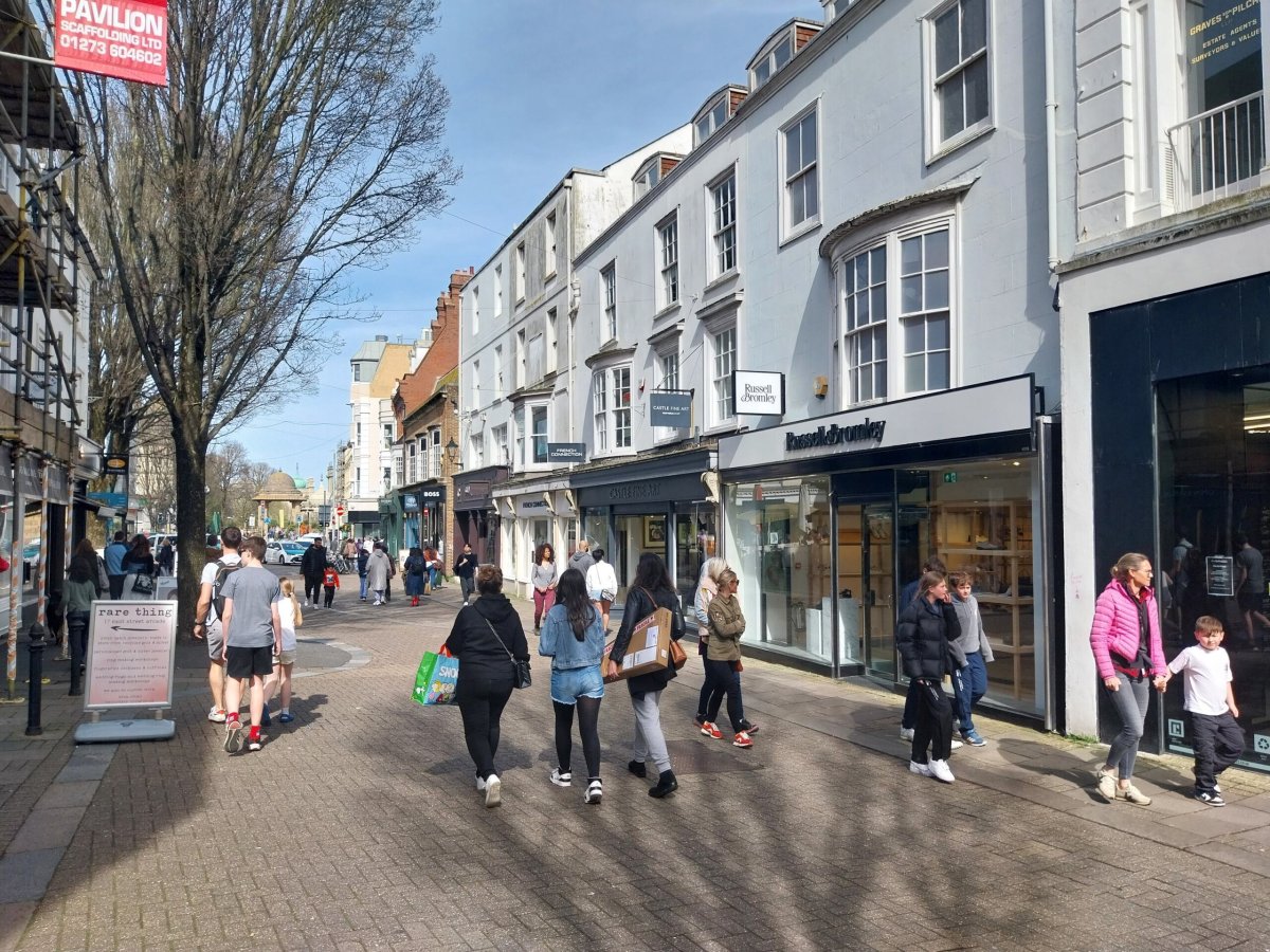 Retail/Shop in Brighton - photo 3