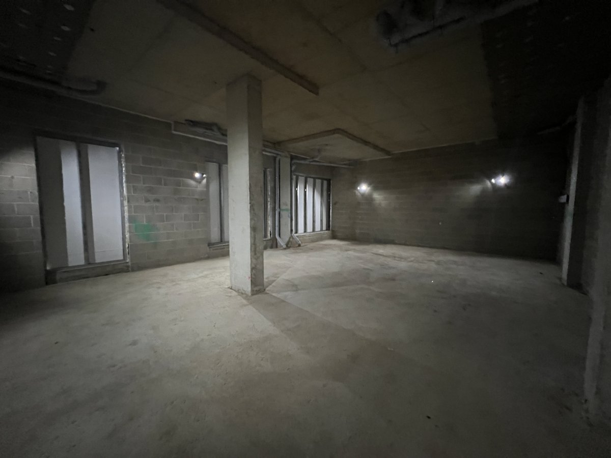 Retail/Shop in South Croydon - photo 2