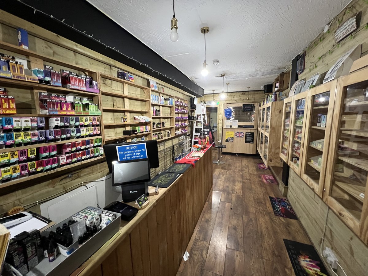Retail/Shop in Selsdon - photo 4