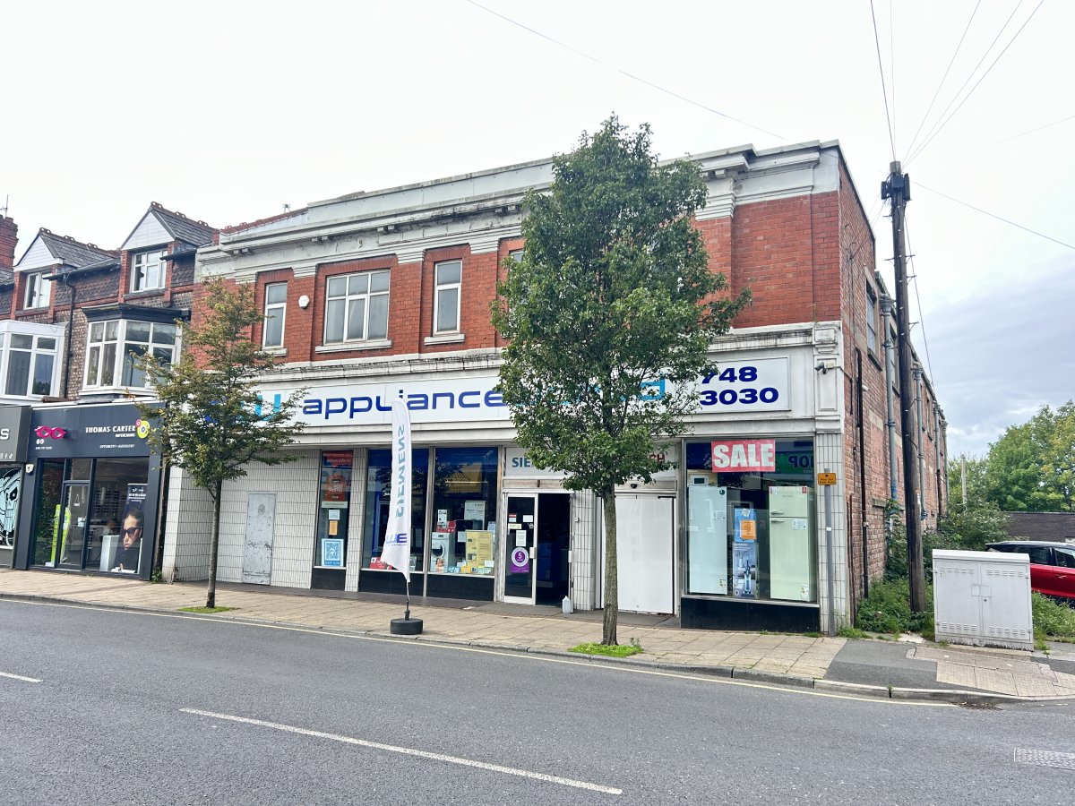 Retail in Urmston