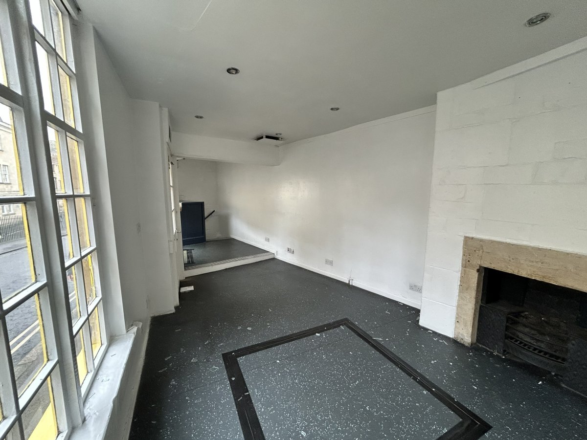 Retail/Shop in Bath - photo 2