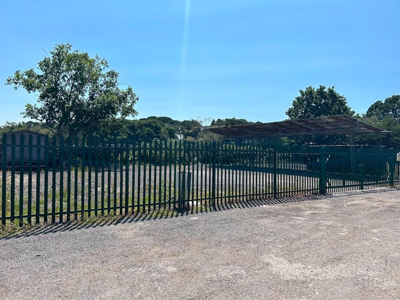 Storage in Ringwood - photo 2